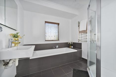 Photo of property in 26 Tabitha Crescent, Henderson, Auckland, 0612