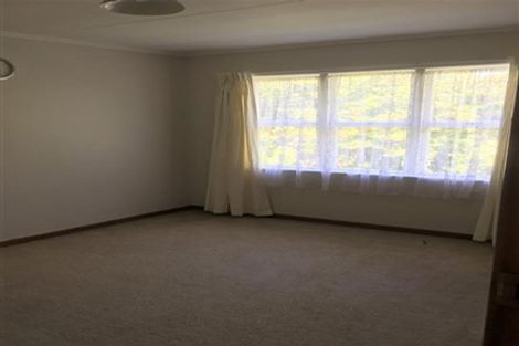 Photo of property in 9 Eaton Crescent, Otamatea, Whanganui, 4500