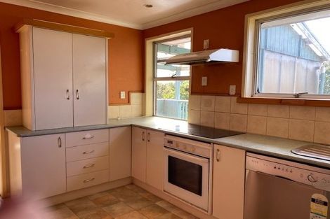 Photo of property in 5 The Crest, Sunnyhills, Auckland, 2010