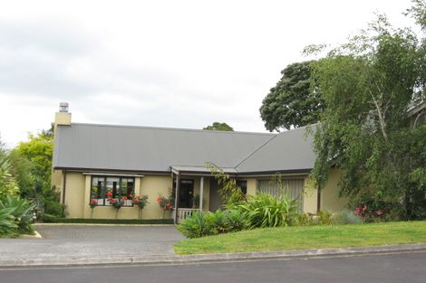 Photo of property in 8 Jacaranda Court, Pukekohe, 2120