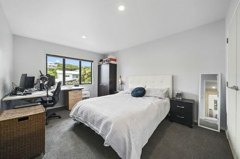 Photo of property in 41 Samwell Drive, Whitby, Porirua, 5024