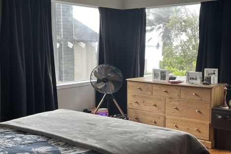 Photo of property in 1/142 Clovelly Road, Bucklands Beach, Auckland, 2012