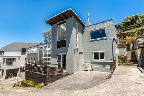 Photo of property in 17 Waru Street, Khandallah, Wellington, 6035