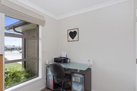 Photo of property in 26 Hebe Crescent, Papamoa Beach, Papamoa, 3118