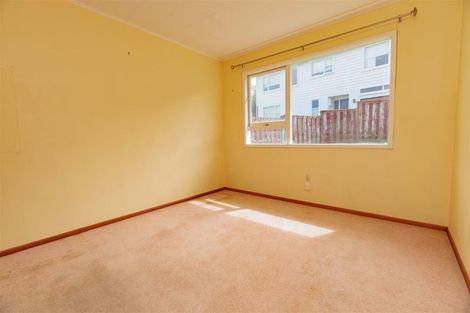 Photo of property in 15 Cortina Avenue, Johnsonville, Wellington, 6037