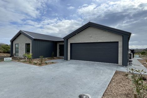 Photo of property in 9 Johnson Place, Stillwater, Silverdale, 0993