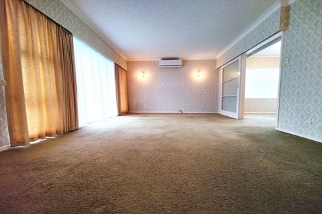 Photo of property in 9 Stansfield Place, Sunnyhills, Auckland, 2010