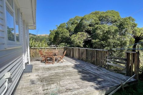 Photo of property in 14 Durham Street, Cannons Creek, Porirua, 5024