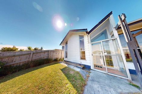 Photo of property in 2a Paradise Place, Milson, Palmerston North, 4414