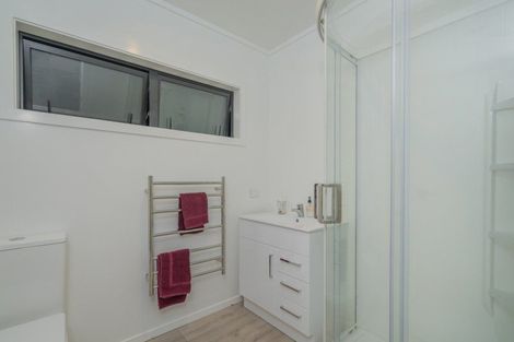 Photo of property in 8 Laura Place, Whitianga, 3510