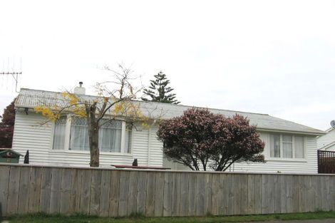Photo of property in 6 Coventry Street, Highbury, Palmerston North, 4412