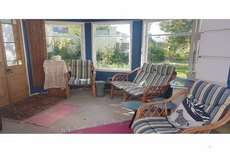 Photo of property in 14 Exeter Street, Waimate, 7924