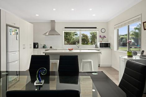 Photo of property in 9 Ocean Breeze Drive, Waihi Beach, 3611