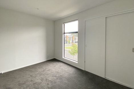 Photo of property in 10 Tuputupu Drive, Kumeu, 0810