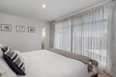 Photo of property in 38 Te Aranga Drive, Papamoa Beach, Papamoa, 3118