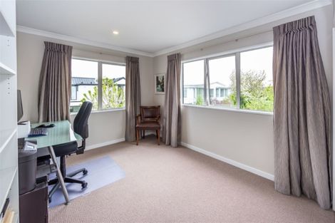 Photo of property in 67 Wai-iti Terrace, Bryndwr, Christchurch, 8052