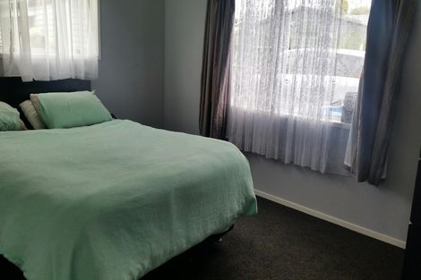 Photo of property in 24b Tironui Station Road, Papakura, 2112