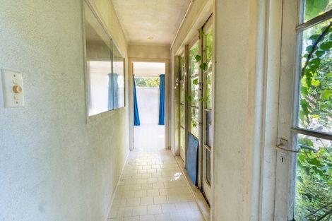 Photo of property in 20 Raroa Terrace, Tawa, Wellington, 5028