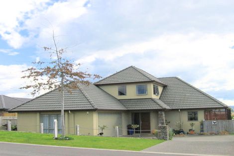 Photo of property in 23 Honeysuckle Lane, Ohauiti, Tauranga, 3112
