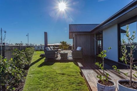 Photo of property in 52 The Esplanade, Pegasus, 7612