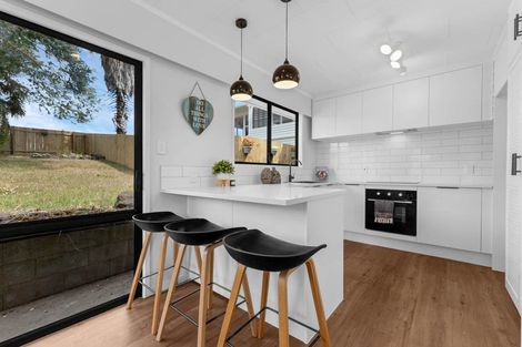 Photo of property in 1/10 Mildmay Road, Henderson, Auckland, 0610