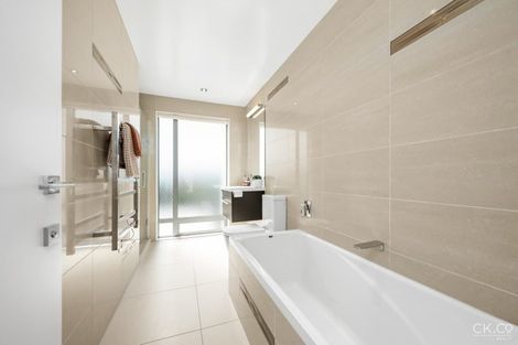 Photo of property in 11 Parkwood Grove, Trentham, Upper Hutt, 5018