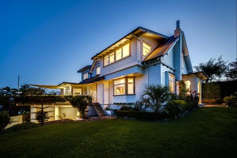 Photo of property in 1 Lambton Road, Hospital Hill, Napier, 4110