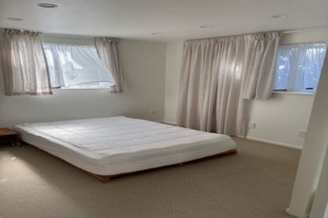 Photo of property in 30 Wairau Avenue, Avondale, Auckland, 1026
