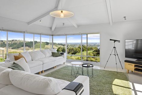 Photo of property in 1 Halcyon Way, Cashmere, Christchurch, 8022