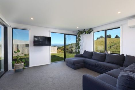 Photo of property in 32 Huntaway Close, Stoke, Nelson, 7011