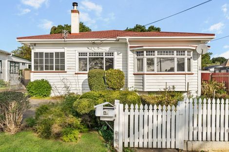 Photo of property in 42 Lippiatt Road, Otahuhu, Auckland, 1062