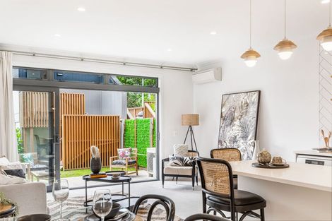 Photo of property in 13 Hudson Bay Road, Hobsonville, Auckland, 0616