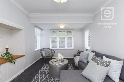 Photo of property in 42 Alfred Street, Roslyn, Palmerston North, 4414
