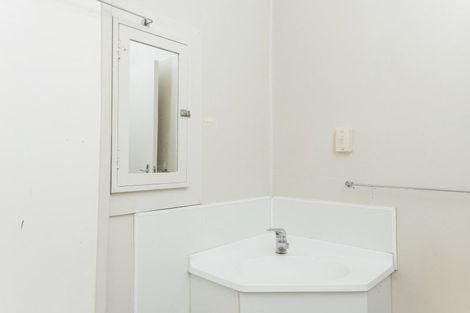 Photo of property in 8 Wellington Street, Te Hapara, Gisborne, 4010