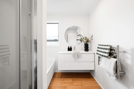 Photo of property in 49 Rimu Street, Maeroa, Hamilton, 3200