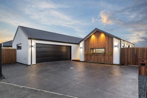 Photo of property in 8 Bamberger Way, Rangiora, 7400