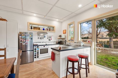 Photo of property in 6189 Middlemarch-sutton Road, Middlemarch, 9597