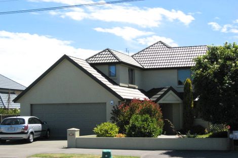 Photo of property in 33 Avonhead Road, Avonhead, Christchurch, 8042