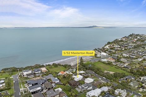Photo of property in 1/52 Masterton Road, Rothesay Bay, Auckland, 0630