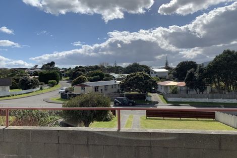 Photo of property in 18 Tarawa Street, Paekakariki, 5034
