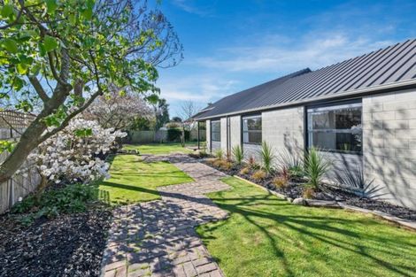 Photo of property in 114a East Belt, Lincoln, 7608