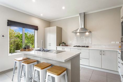 Photo of property in 54 Hornbill Drive, Fairview Heights, Auckland, 0632