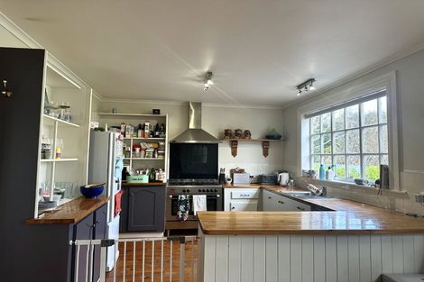 Photo of property in 269 High Street North, Carterton, 5713