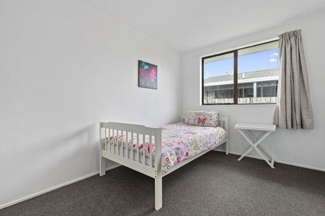 Photo of property in 95b Oakfield Crescent, Pukete, Hamilton, 3200