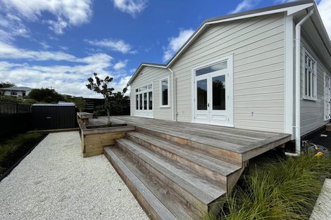 Photo of property in 95b Waikawa Road, Picton, 7220