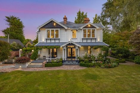 Photo of property in Chilcombe Homestead, 4 Medbury Terrace, Fendalton, Christchurch, 8041