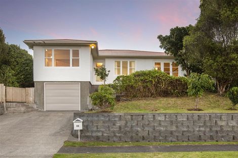 Photo of property in 35 Saint Johns Terrace, Tawa, Wellington, 5028