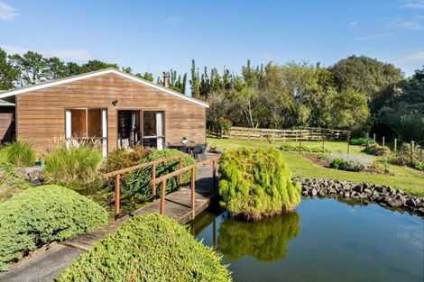 Photo of property in 5 Wi Tupaea Road, Waihau Bay, Opotiki, 3199