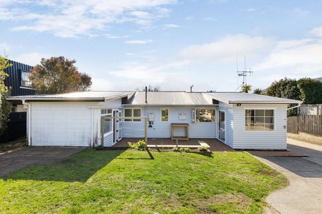 Photo of property in 25 English Street, St Andrews, Hamilton, 3200