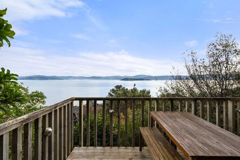 Photo of property in 5 Rangiuru Road, Mahina Bay, Lower Hutt, 5013